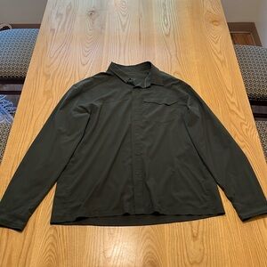Arc’teryx men’s covered button long sleeve button up XL